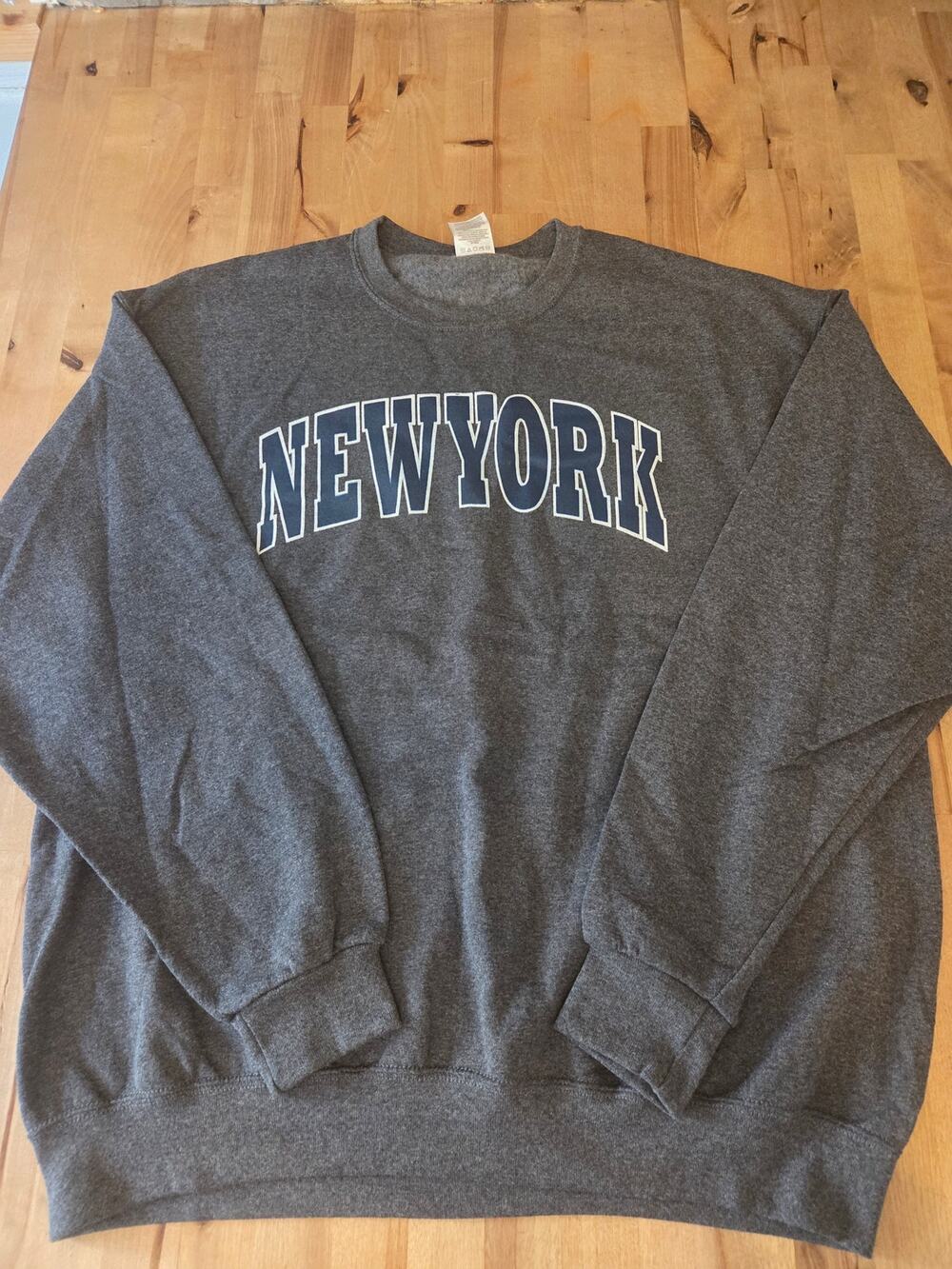 90s Vintage JERZEES New York Graphic Crewneck Sweatshirt - Gray XL